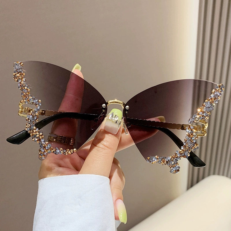 2023 Internet Celebrity Diamond Butterfly Sunglasses Women's Fashionable Korean Style Elegant Square round Face Slim Looking Street Shot UV-Proof Sunglasses