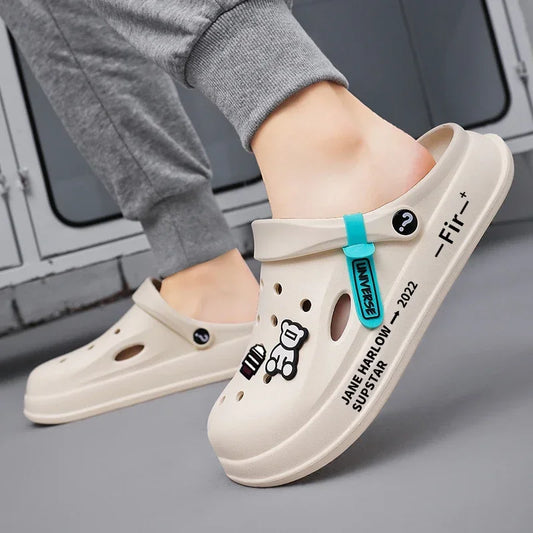 2023 New Couple Croc Shoes Beach Baotou Slippers Fashionable Casual Men and Women Same Style Solid Color Breathable Soft Sandals